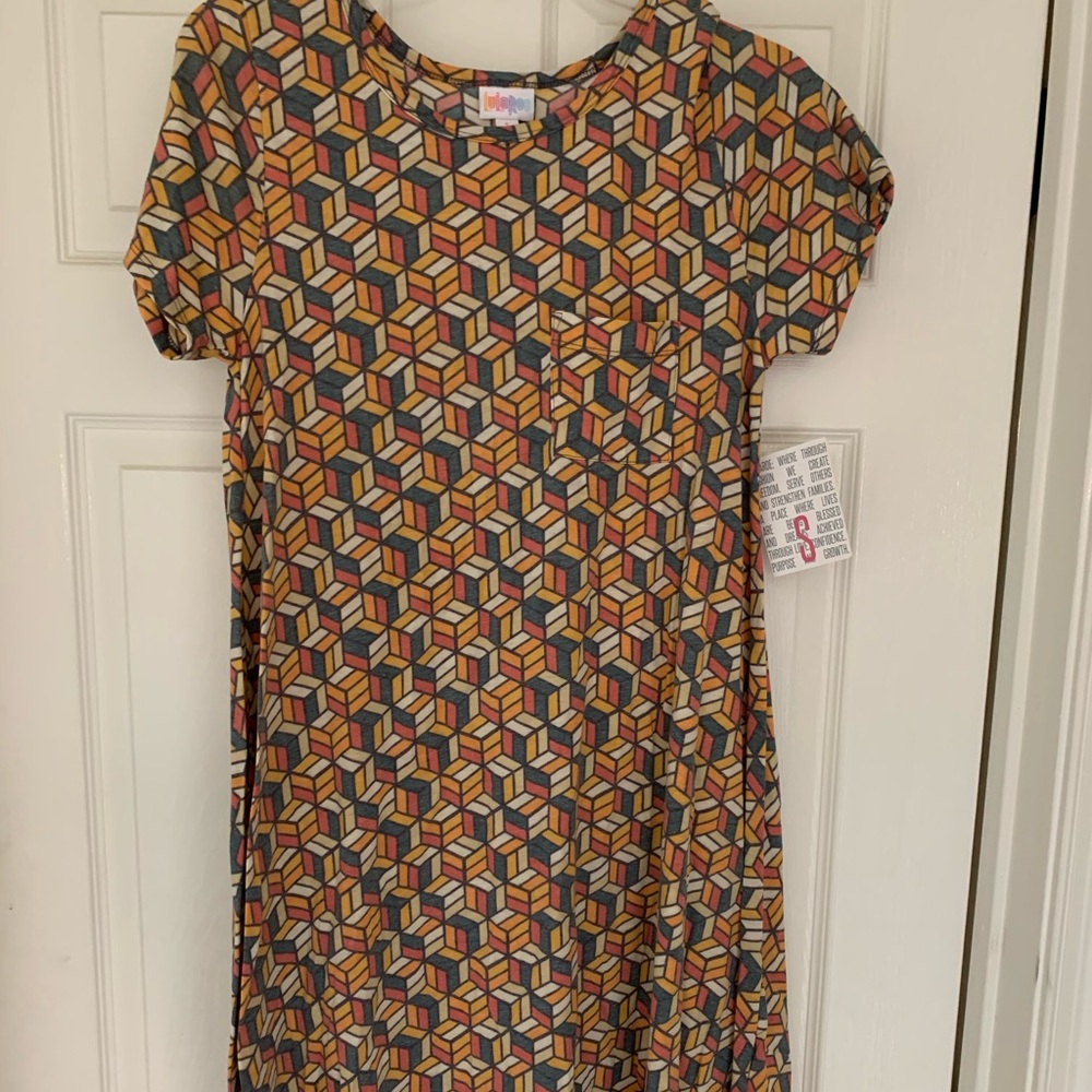 New with tags Lularoe Small Carly dress